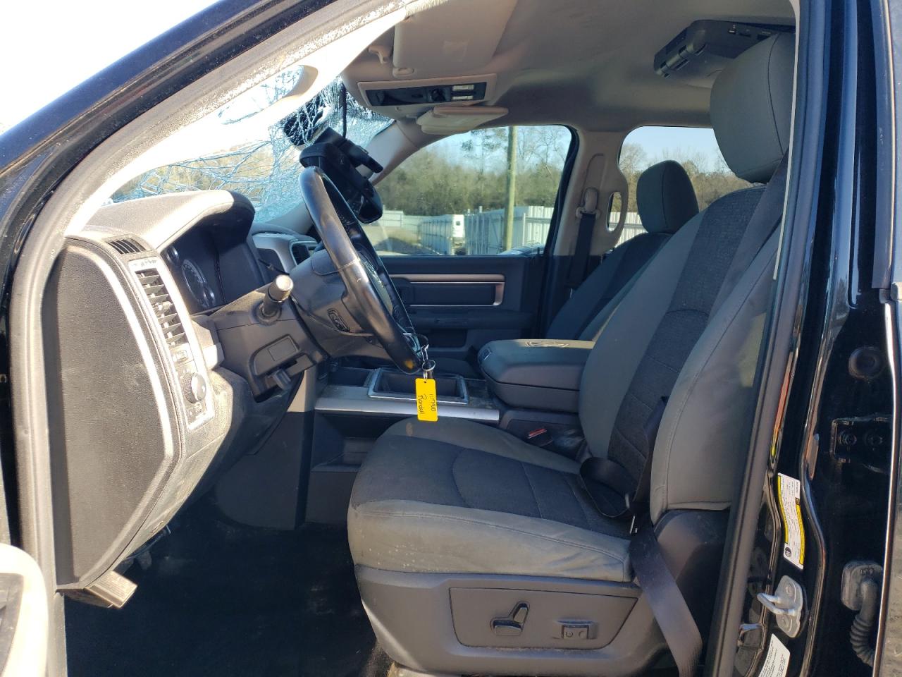 2014 RAM 2500 - Image 7