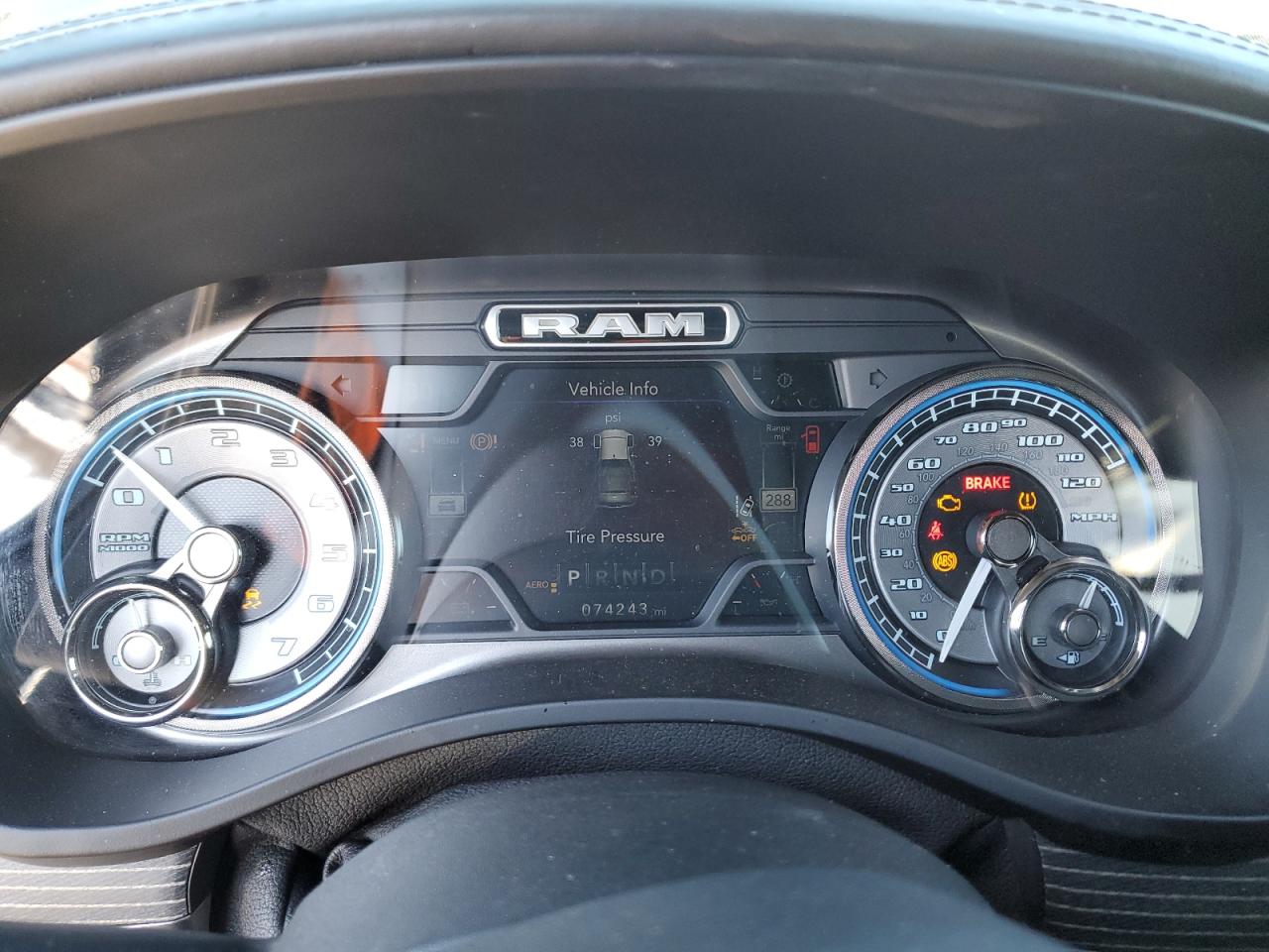 2019 RAM 1500 - Image 9