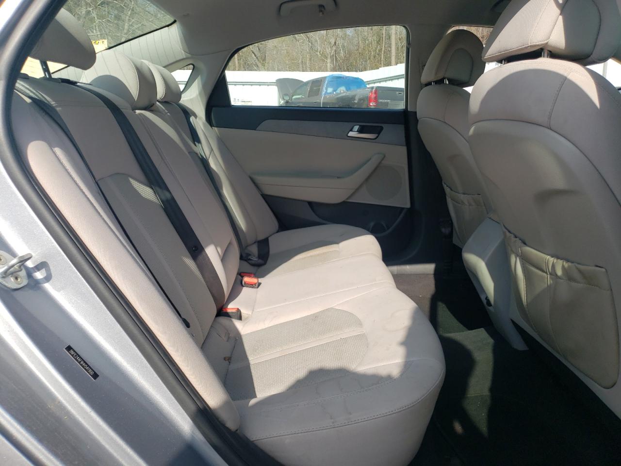 2017 Hyundai Sonata - Image 10