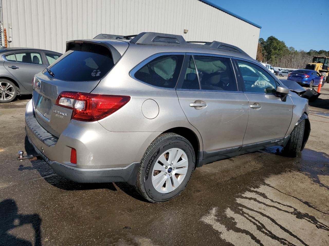 2015 Subaru Outback - Image 3