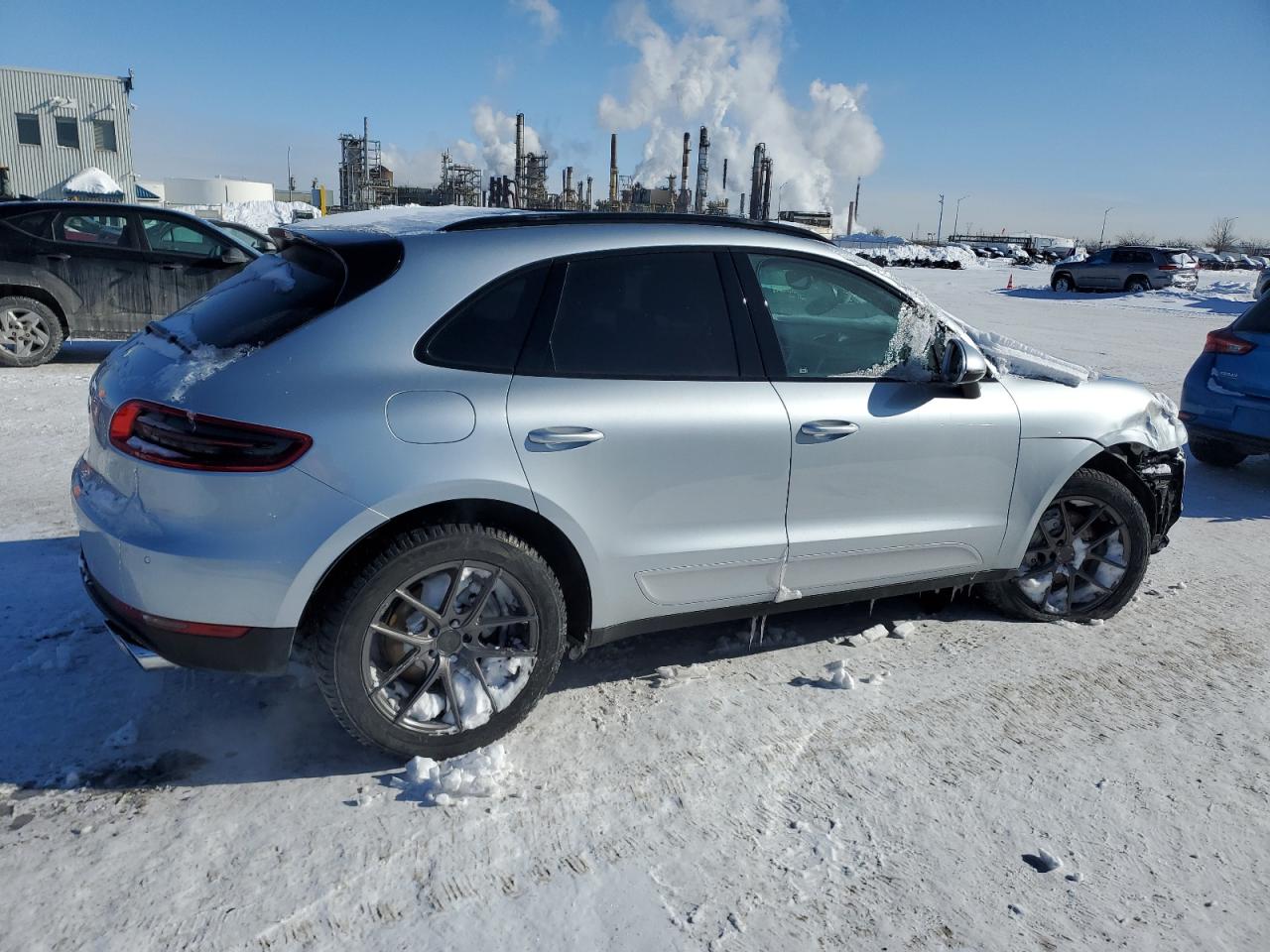 2016 Porsche Macan - Image 3