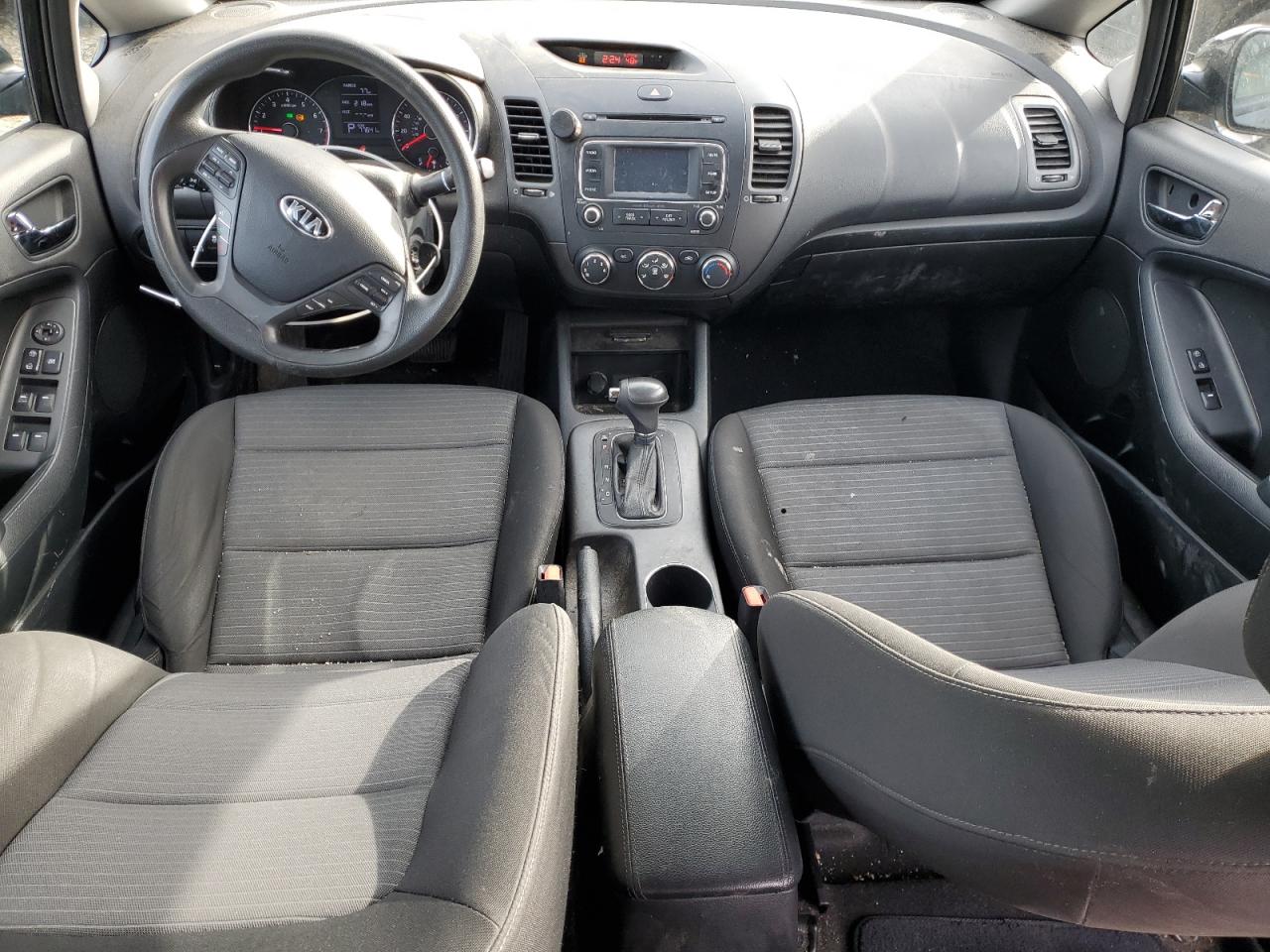 2016 Kia Forte - Image 8