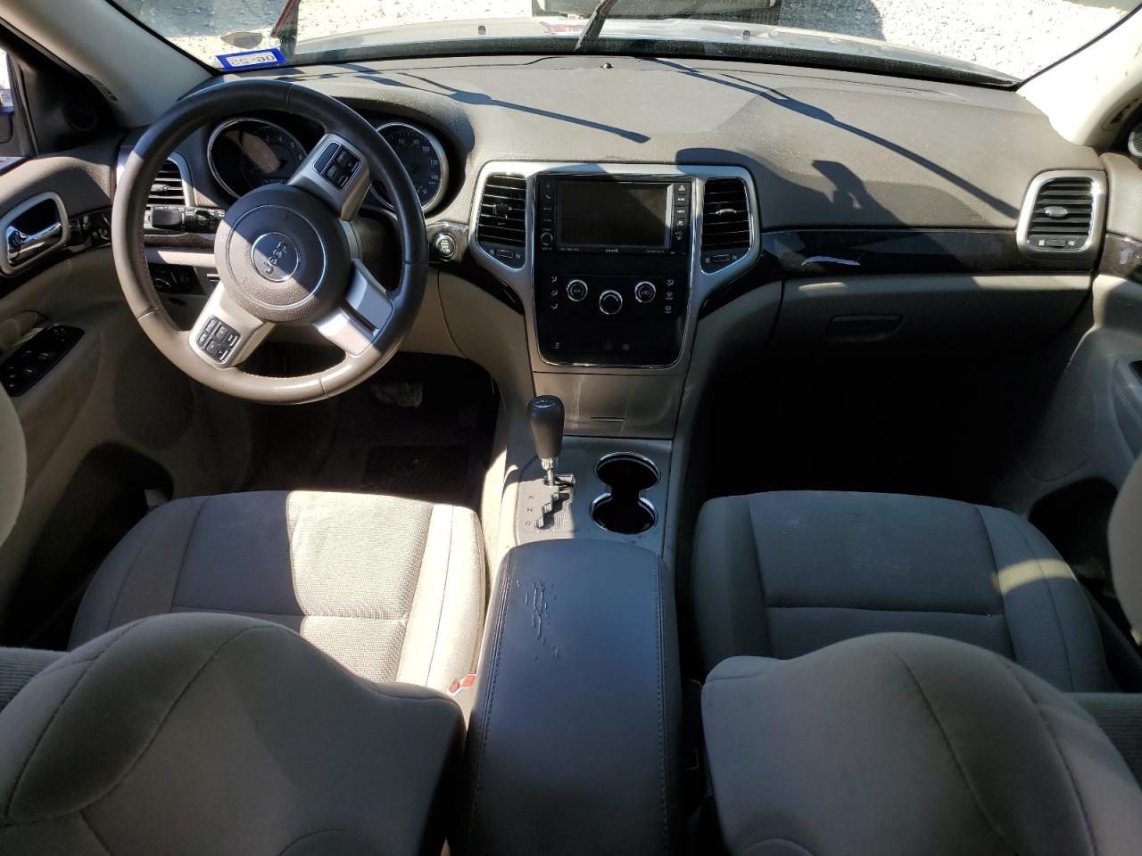2012 Jeep Grand Cherokee - Image 8