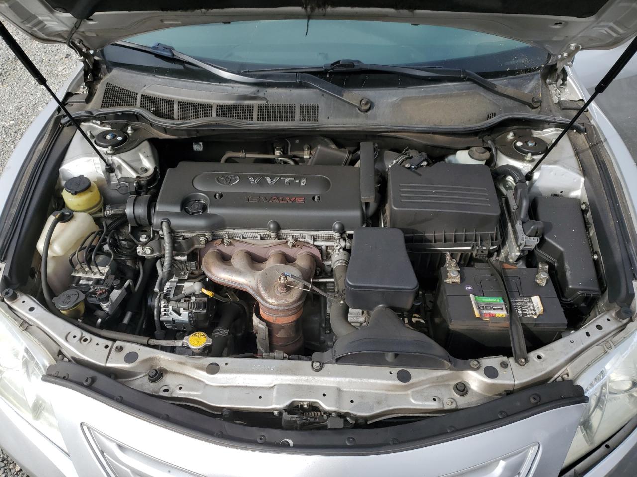 2009 Toyota Camry - Image 11