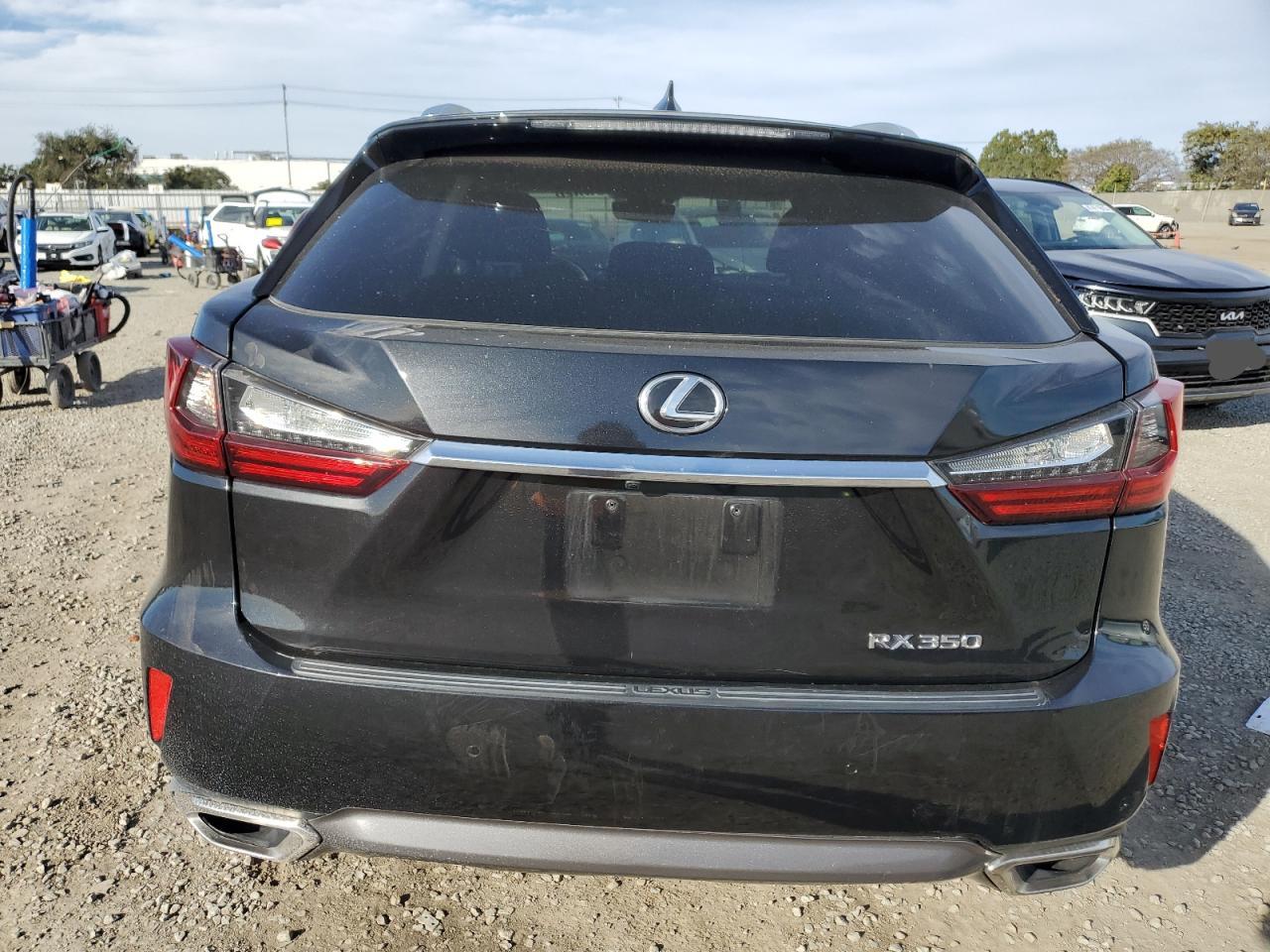 2017 Lexus RX - Image 6