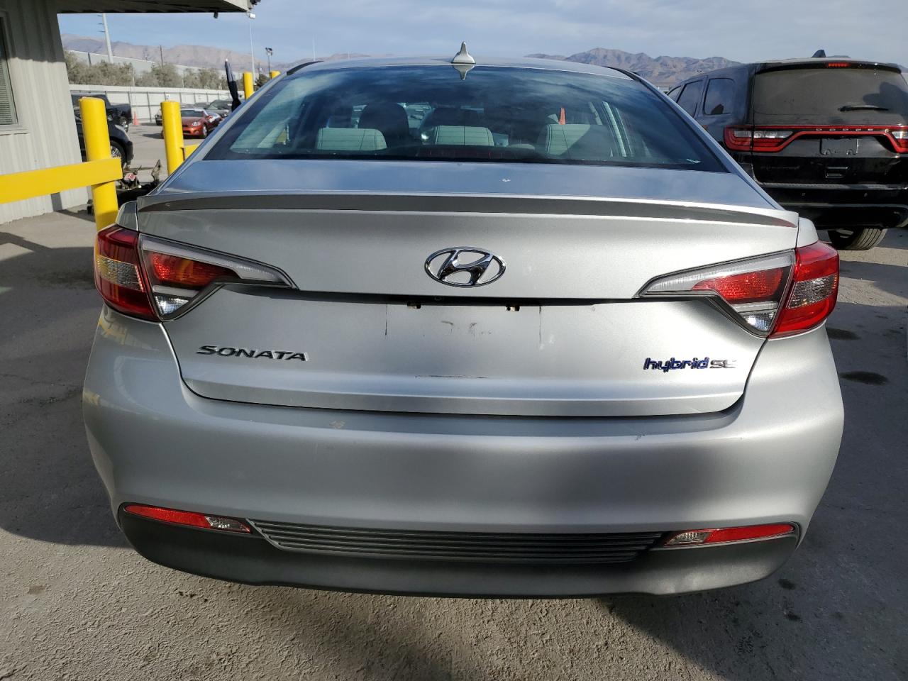 2017 Hyundai Sonata - Image 6