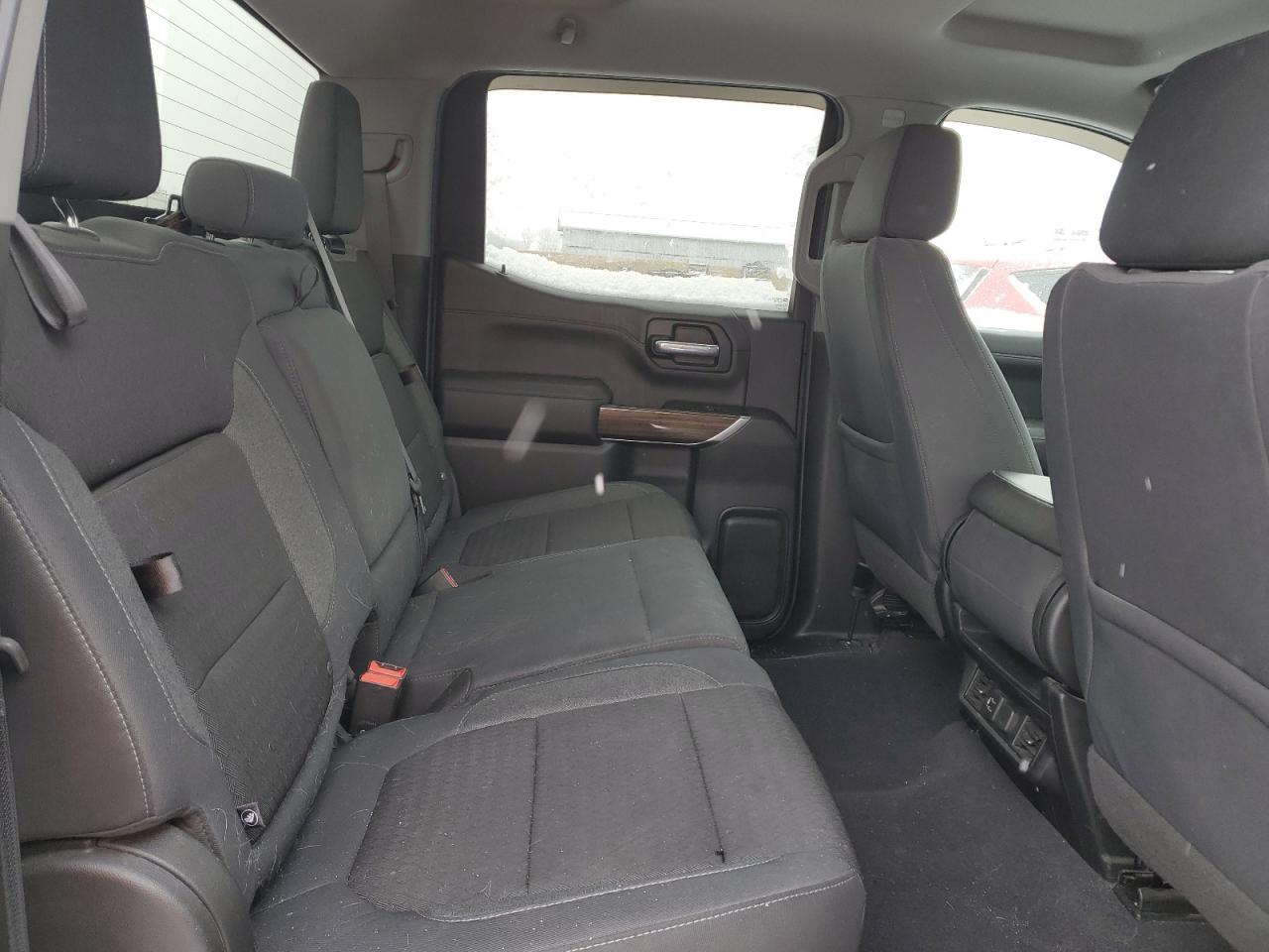 2019 Chevrolet Silverado - Image 10
