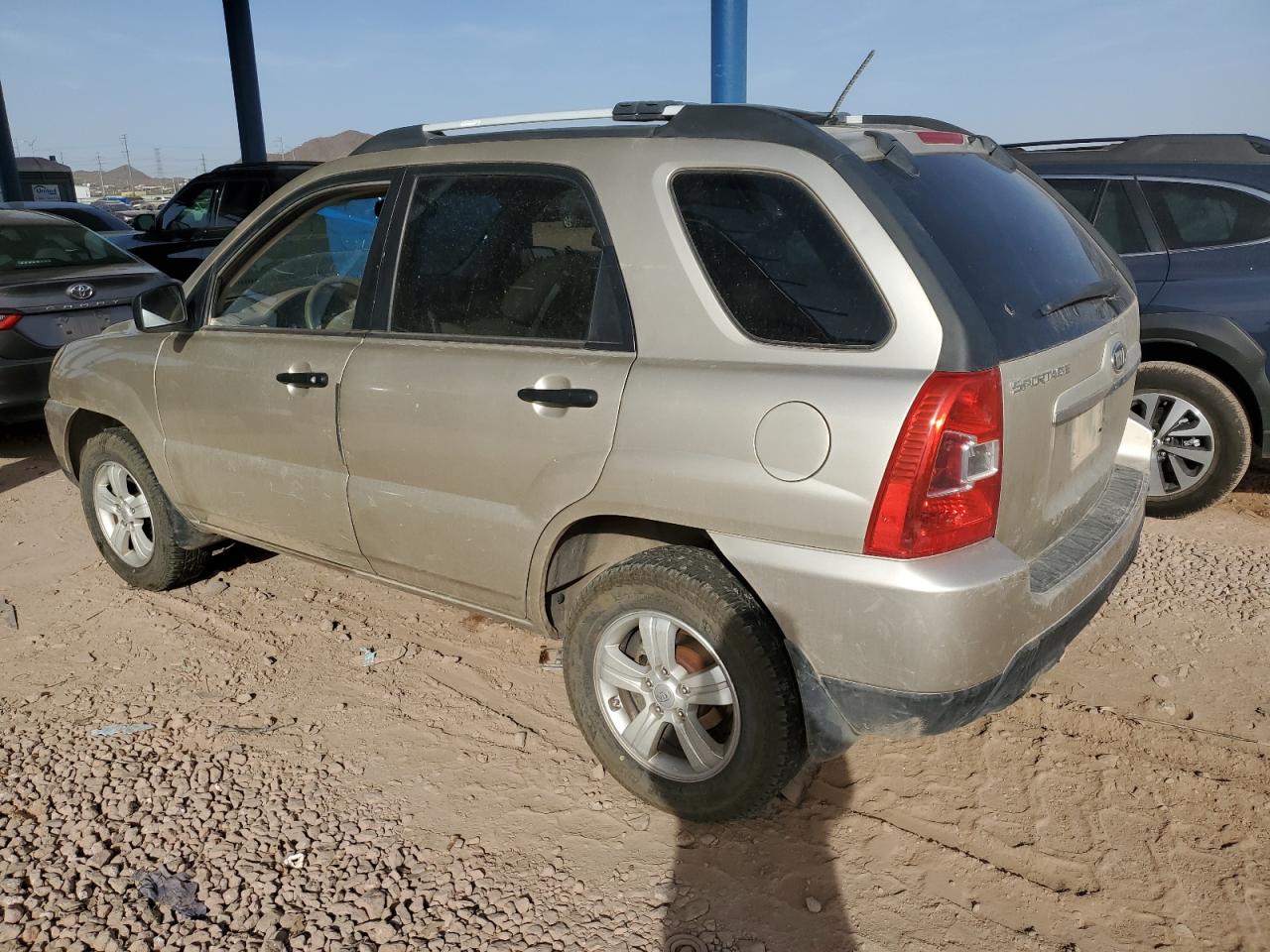 2010 Kia Sportage - Image 2