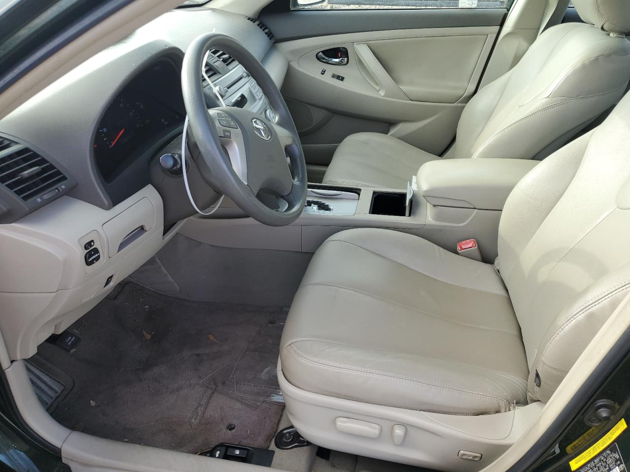 2010 Toyota Camry - Image 7