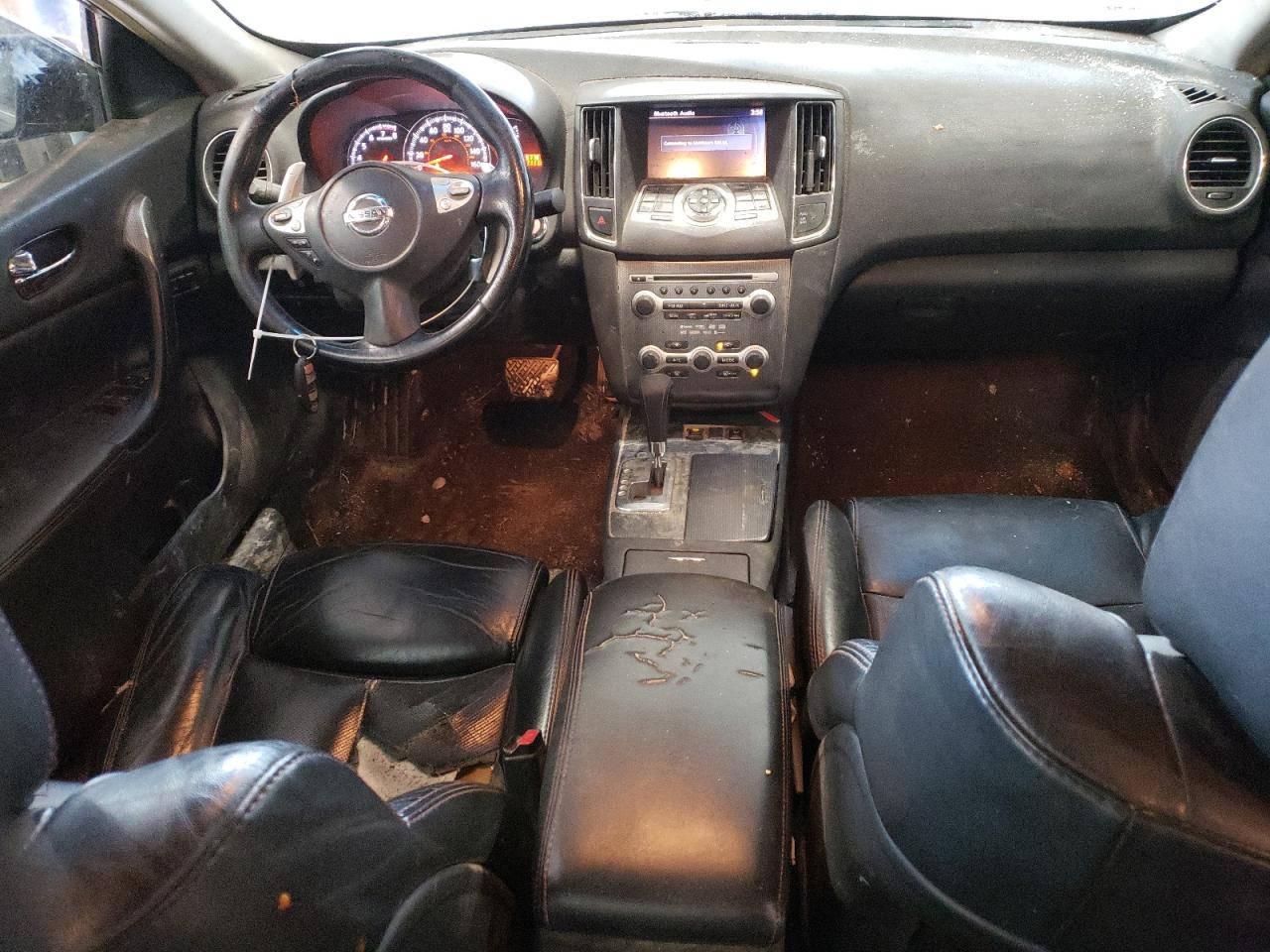 2010 Nissan Maxima - Image 8