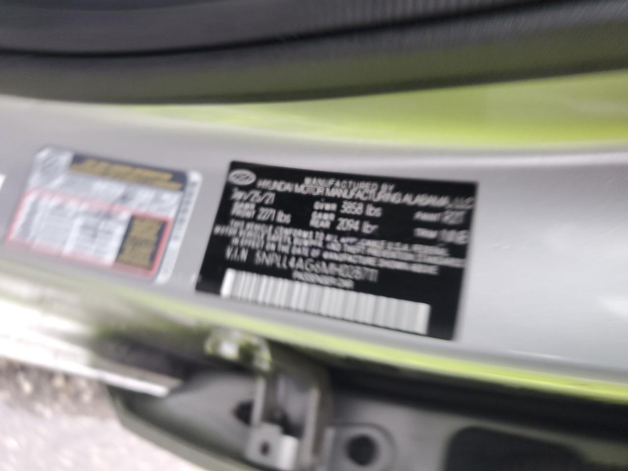 2021 Hyundai Elantra - Image 13