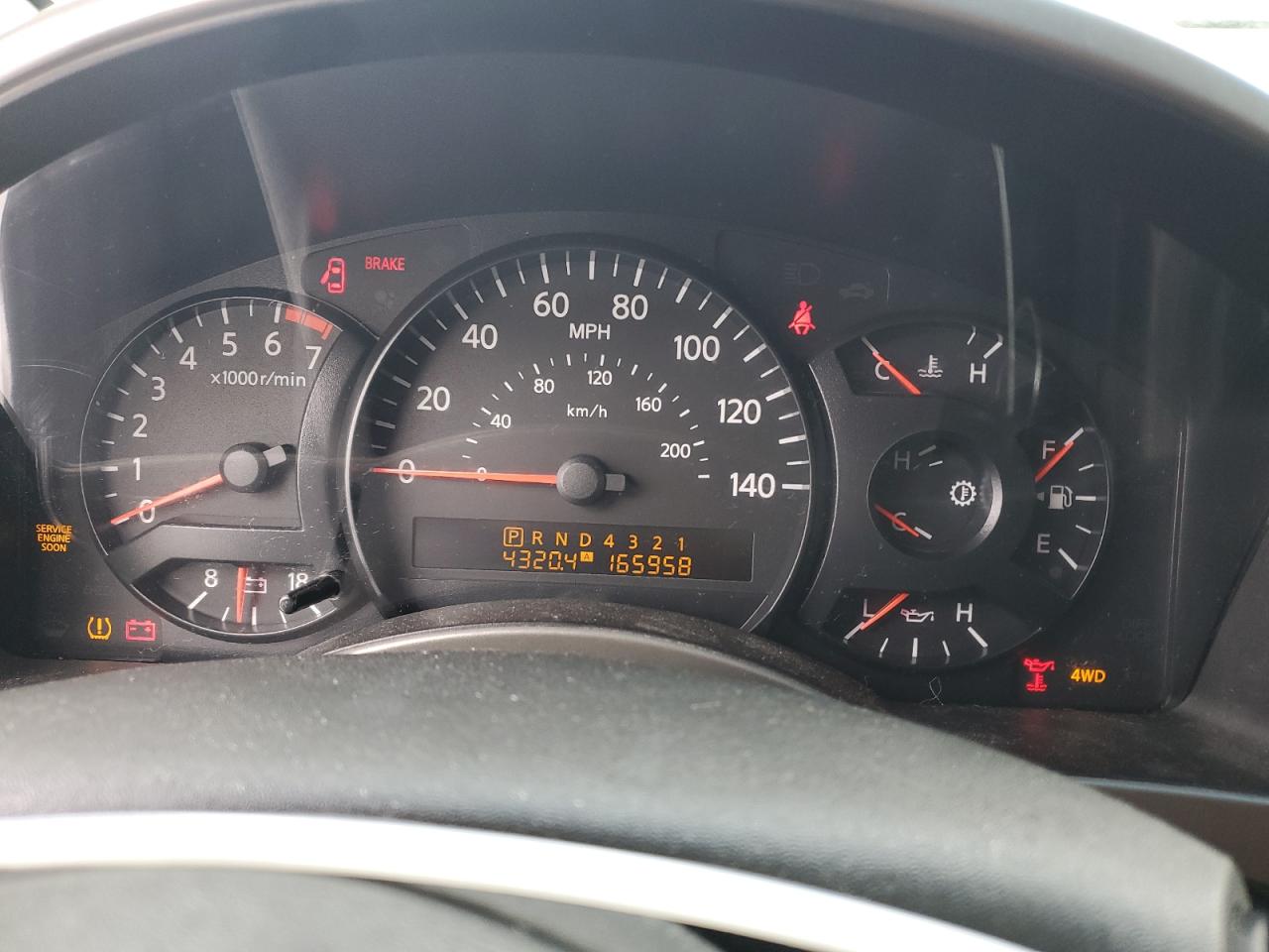 2006 Nissan Titan - Image 9