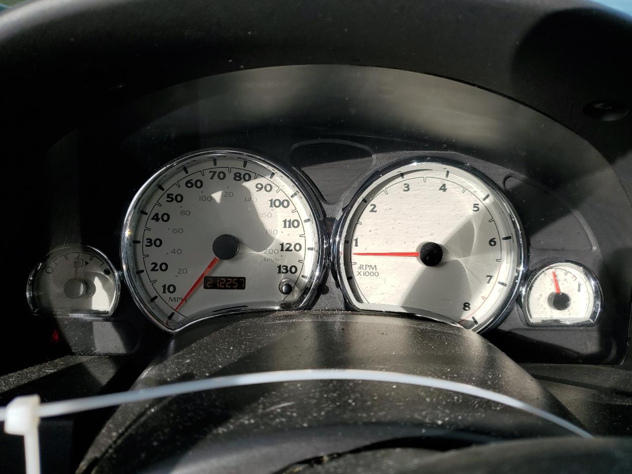2004 Saturn VUE - Image 9