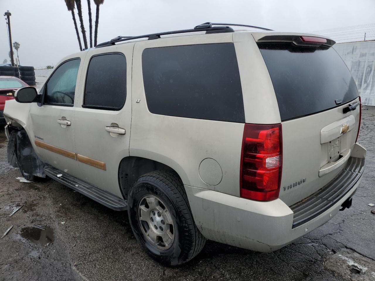 2007 Chevrolet Tahoe - Image 2