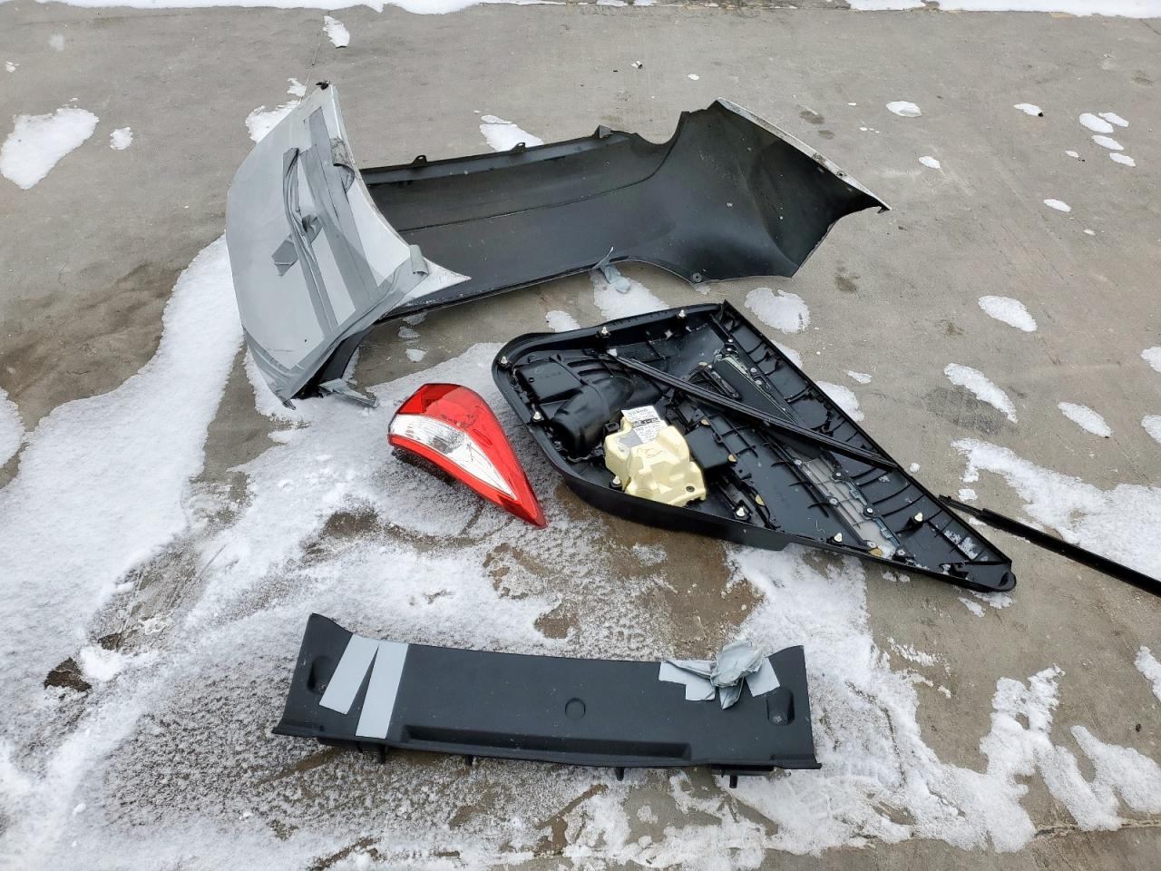 2015 Toyota Corolla - Image 12