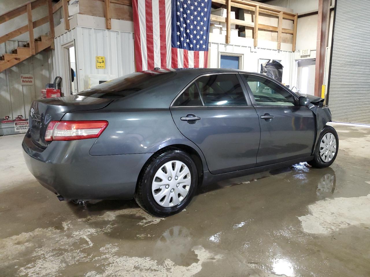 2011 Toyota Camry - Image 3