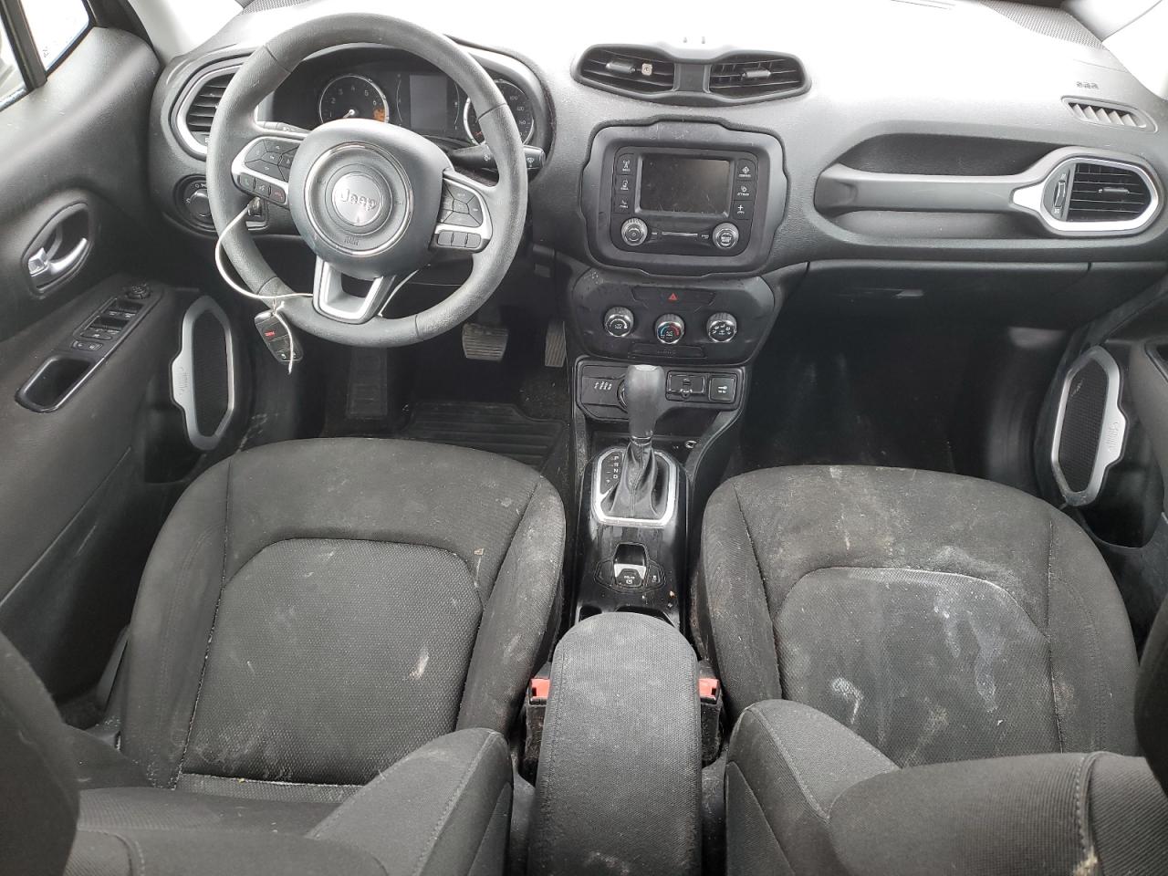 2018 Jeep Renegade - Image 8