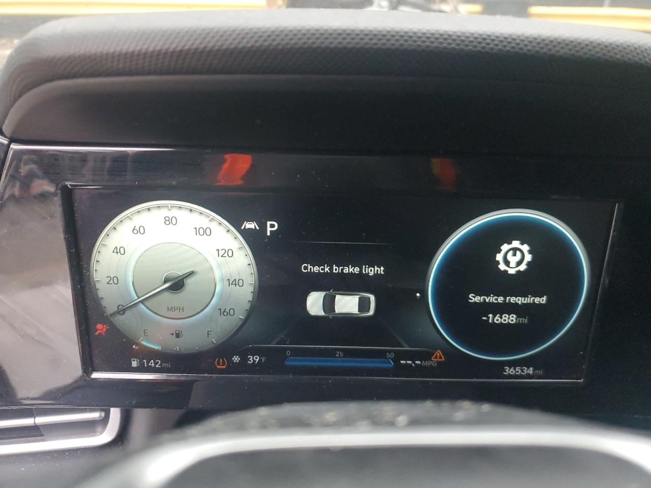 2021 Hyundai Elantra - Image 9