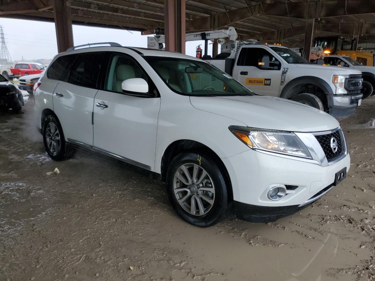 2013 Nissan Pathfinder - Image 4