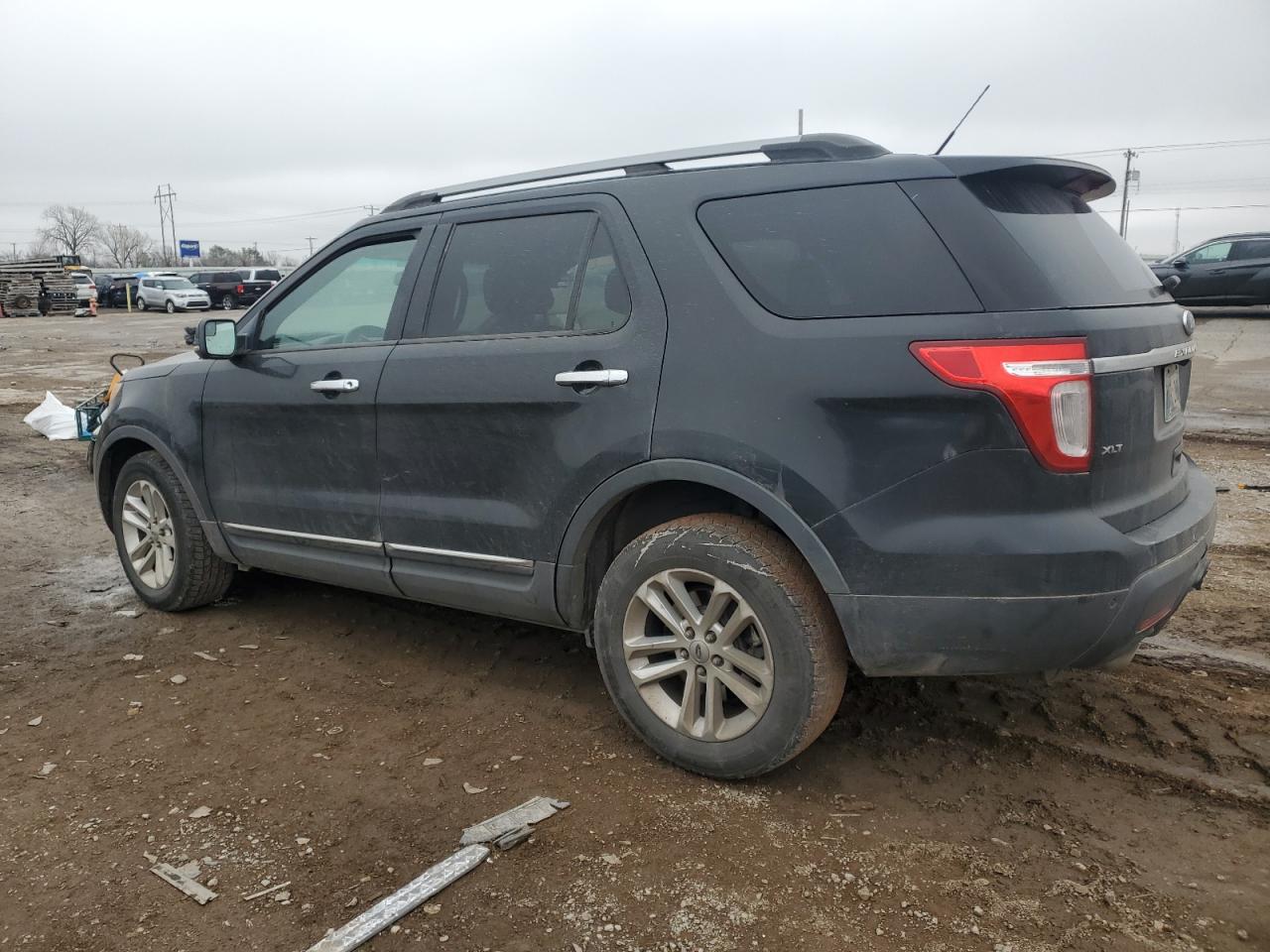 2011 Ford Explorer - Image 2