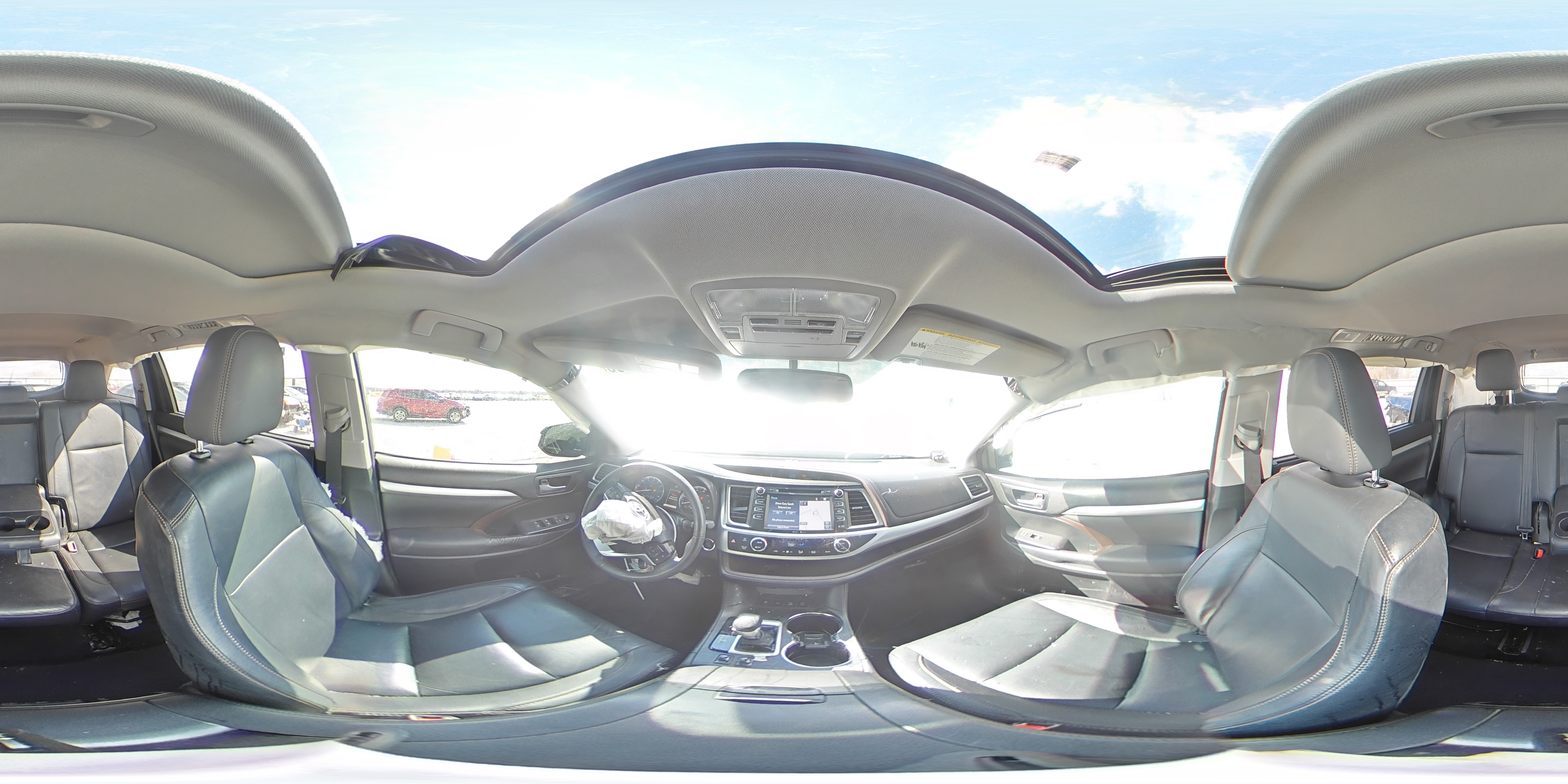 2015 Toyota Highlander - Image 14
