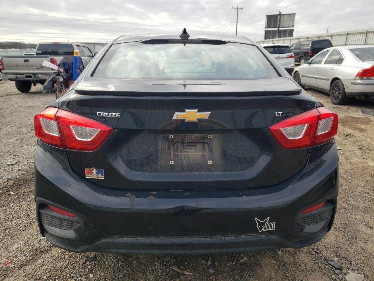 2017 Chevrolet Cruze - Image 6
