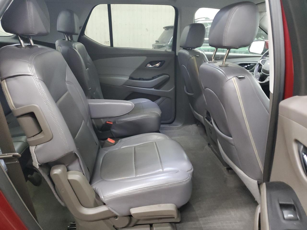 2020 Chevrolet Traverse - Image 11