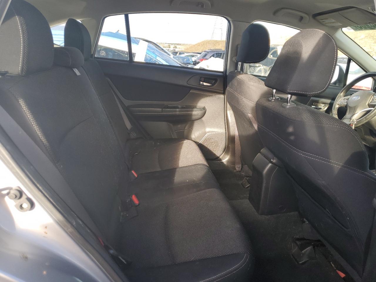2014 Subaru XV - Image 11
