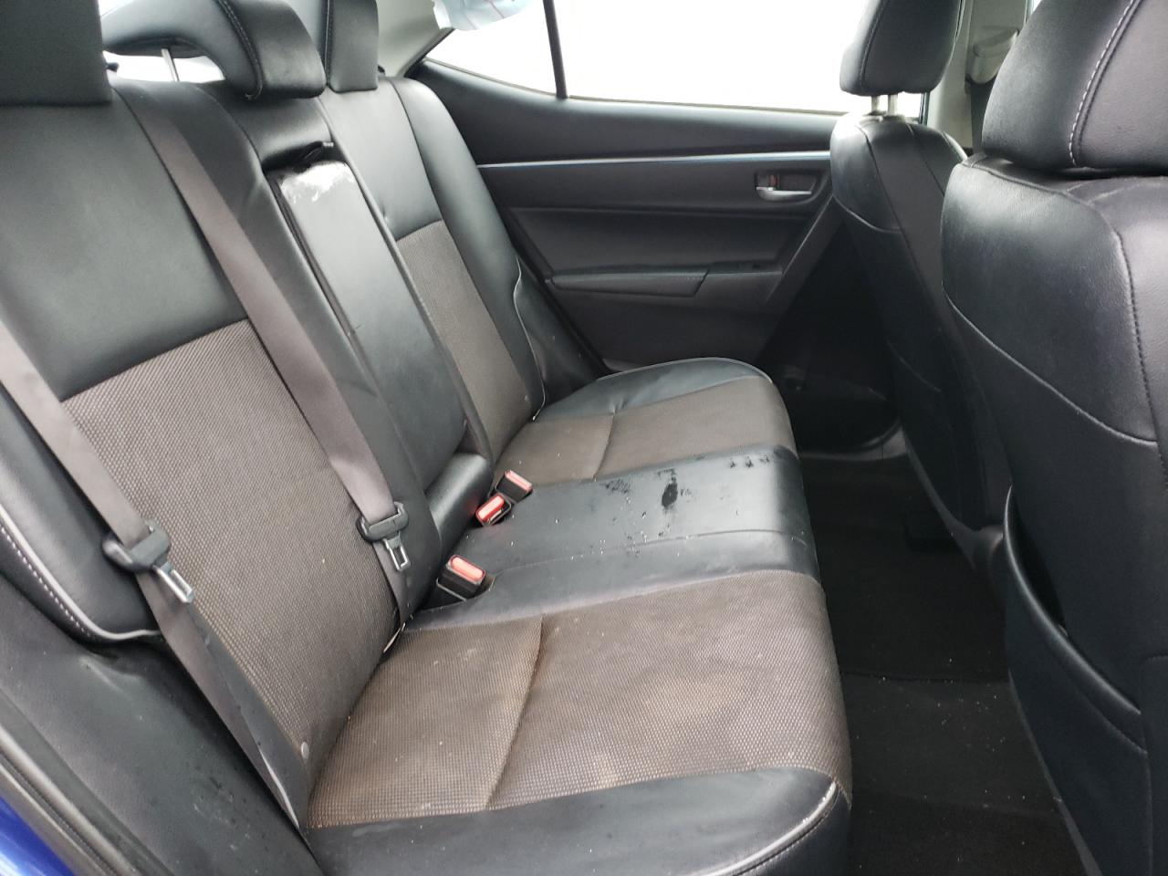 2015 Toyota Corolla - Image 10