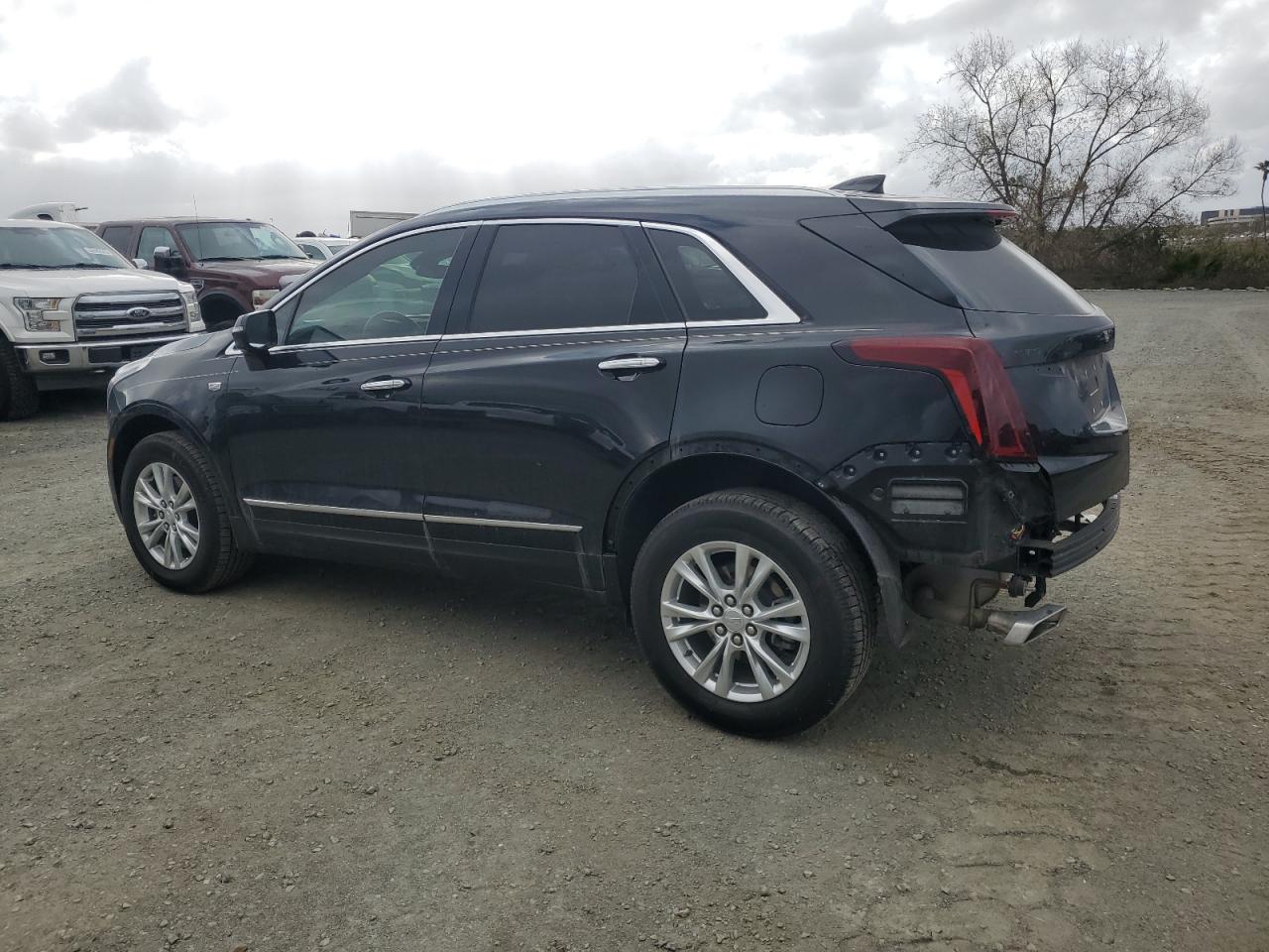 2021 Cadillac XT5 - Image 2