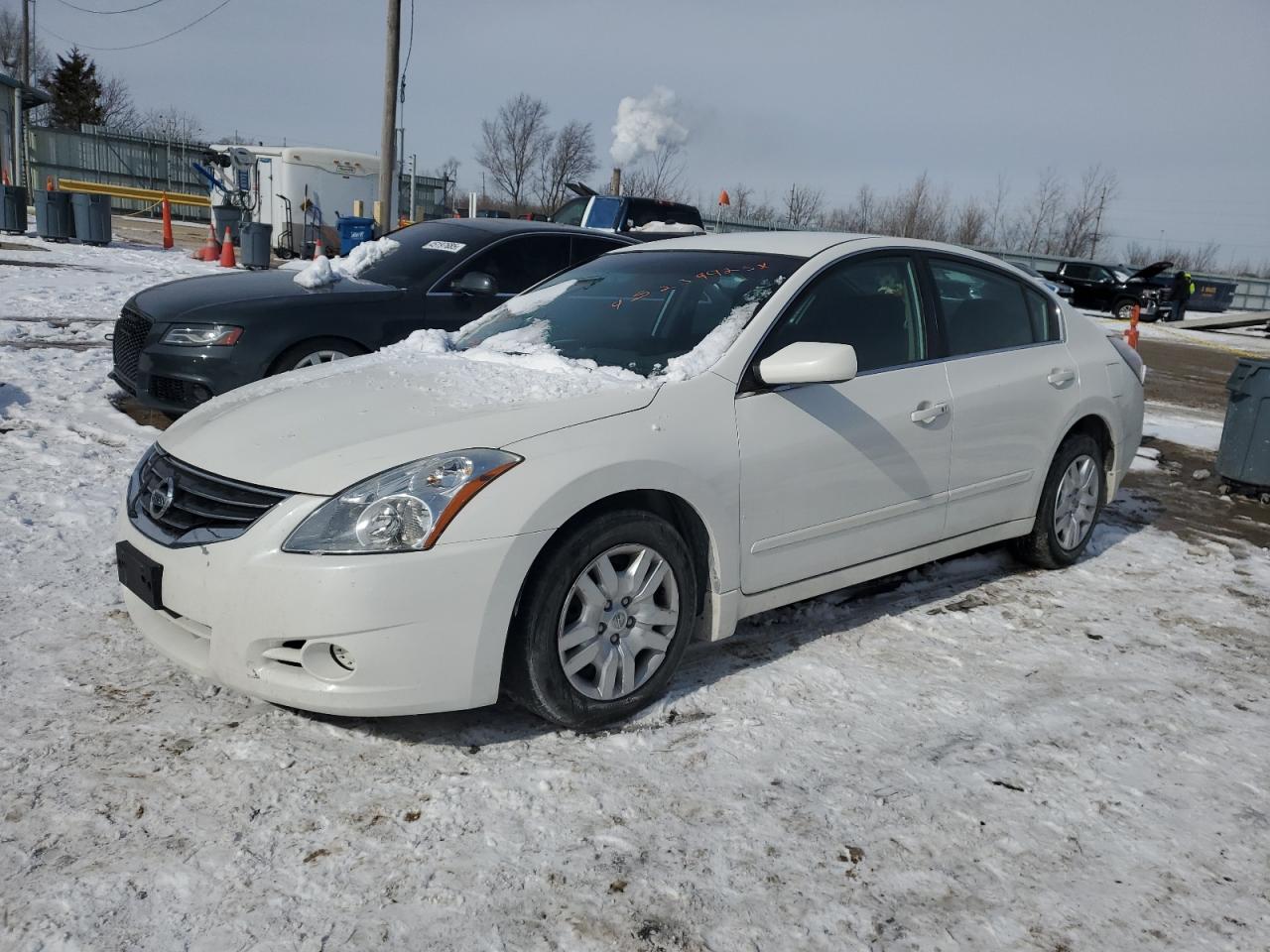 2012 Nissan Altima Base იყიდება Pekin-ში, IL - Front End
