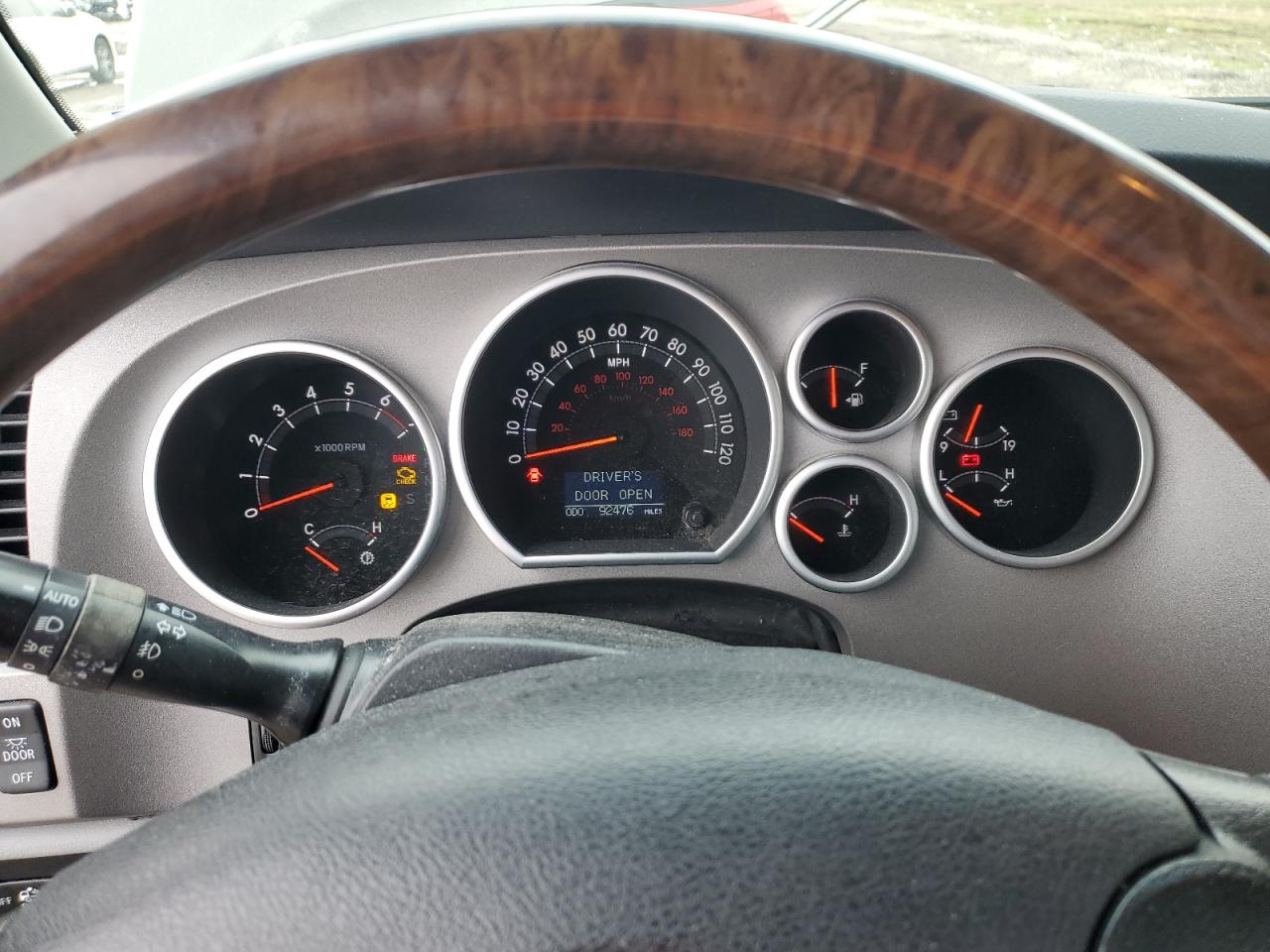 2012 Toyota Tundra - Image 9