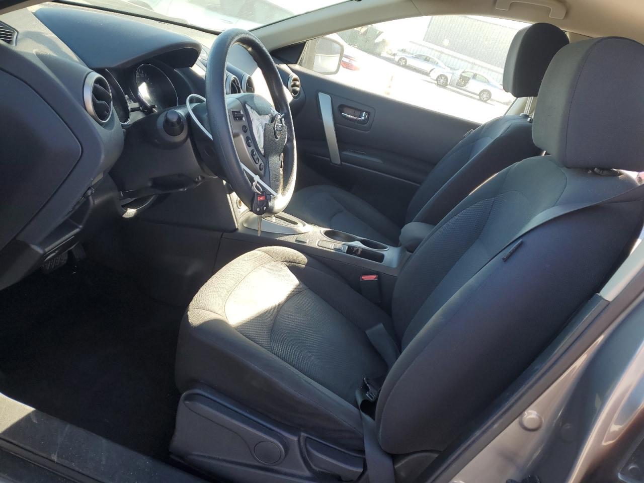 2015 Nissan Rogue - Image 7