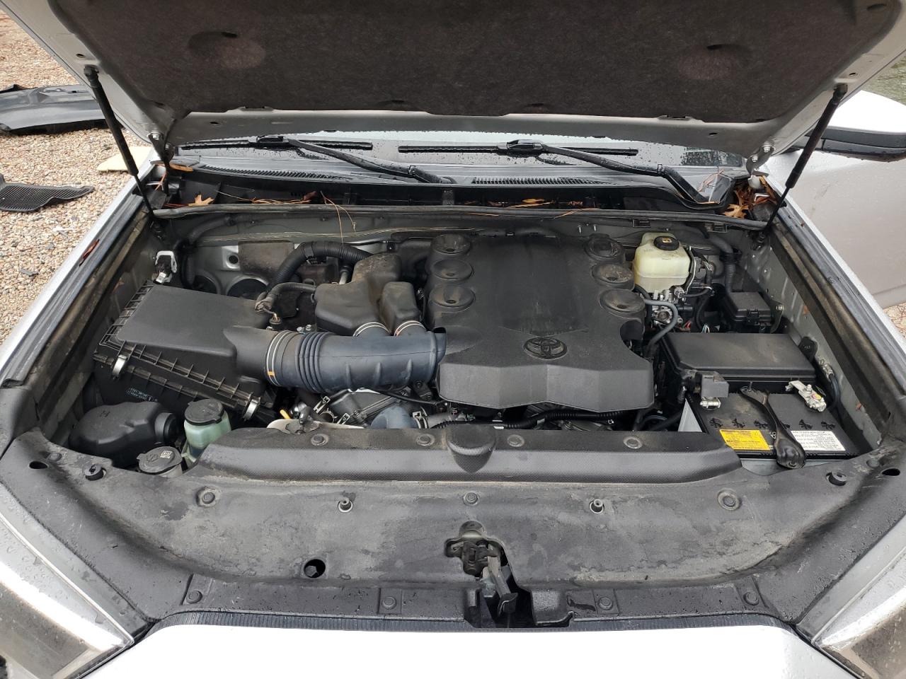 2021 Toyota 4Runner - Image 12
