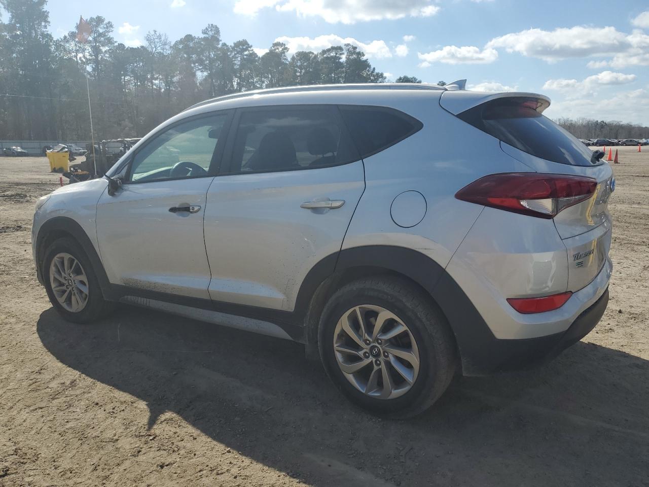 2018 Hyundai Tucson - Image 2