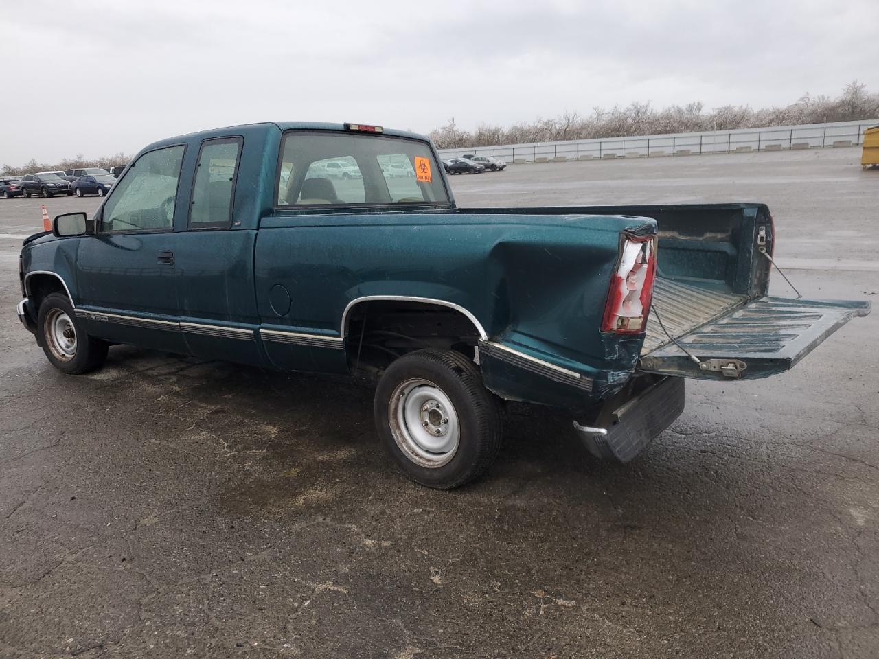 1998 Chevrolet GMT-400 - Image 2