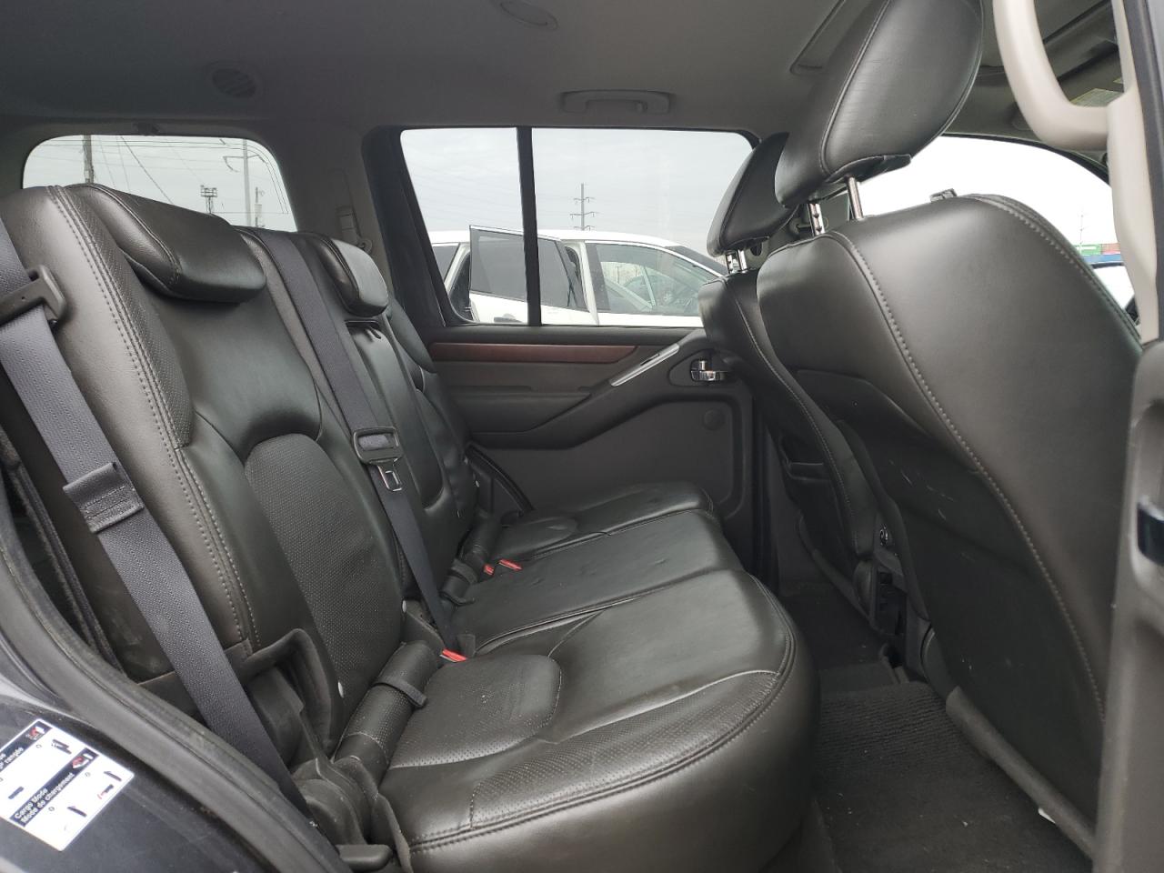 2011 Nissan Pathfinder - Image 11