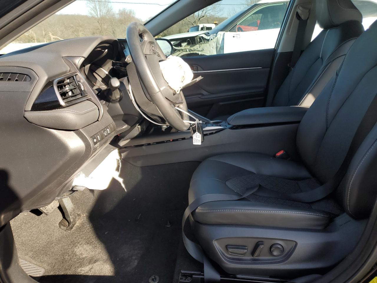 2023 Toyota Camry - Image 7