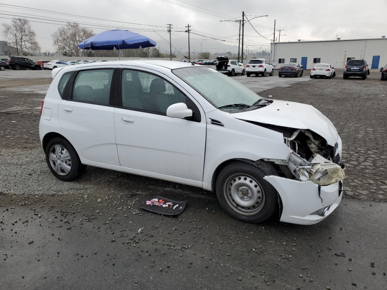 2011 Chevrolet Aveo - Image 4