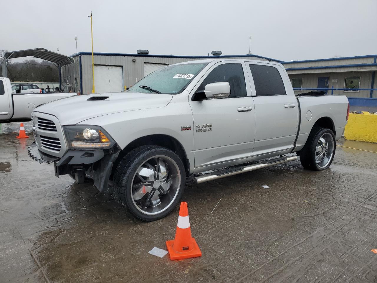 2014 RAM 1500 - Image 1