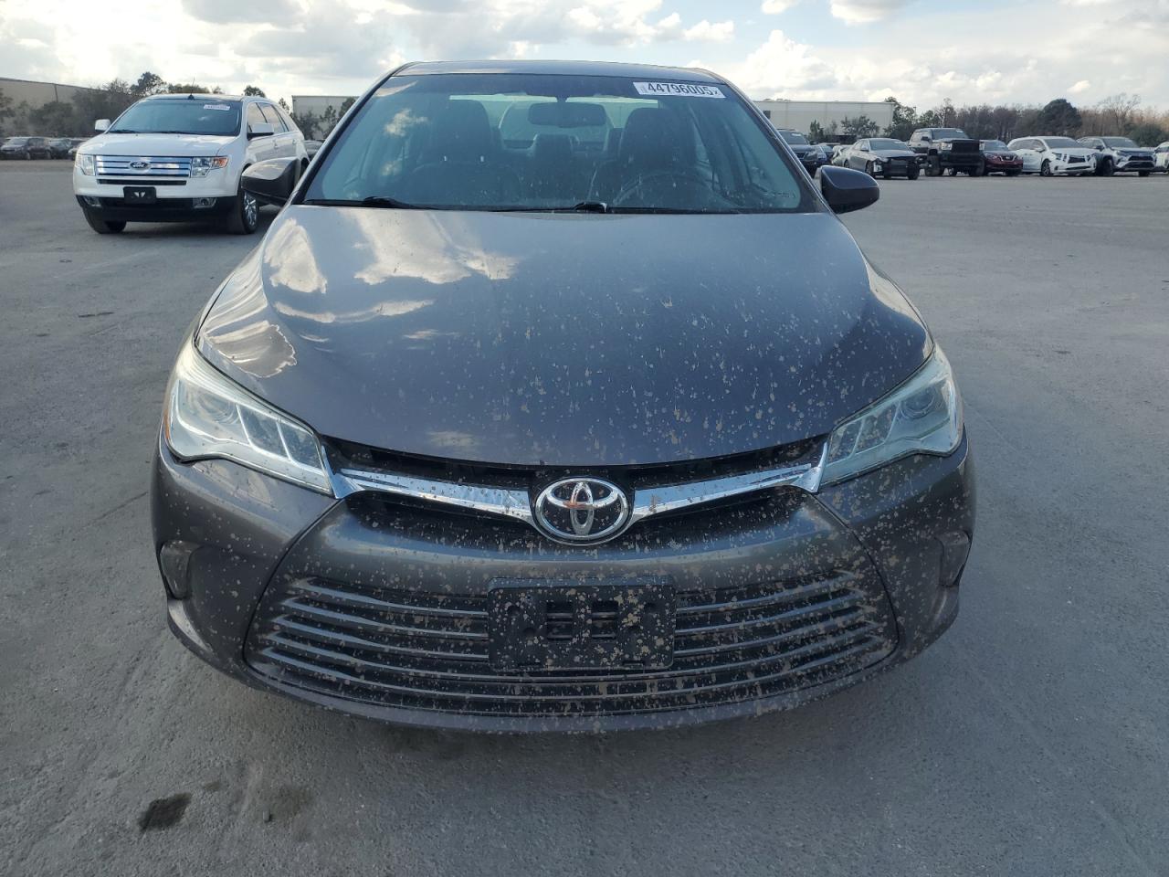 2015 Toyota Camry - Image 5