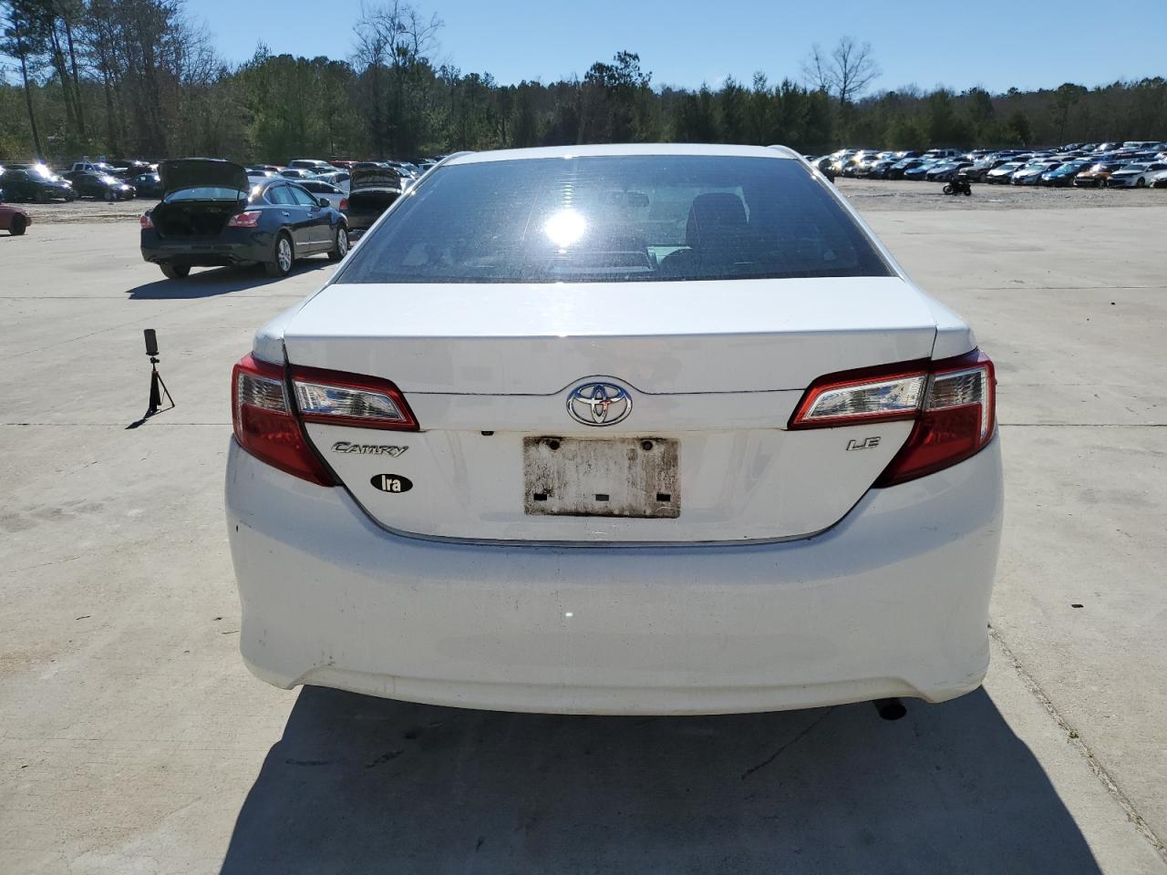 2014 Toyota Camry - Image 6