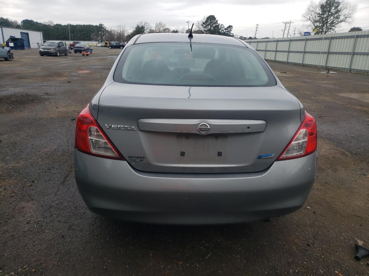 2014 Nissan Versa - Image 6