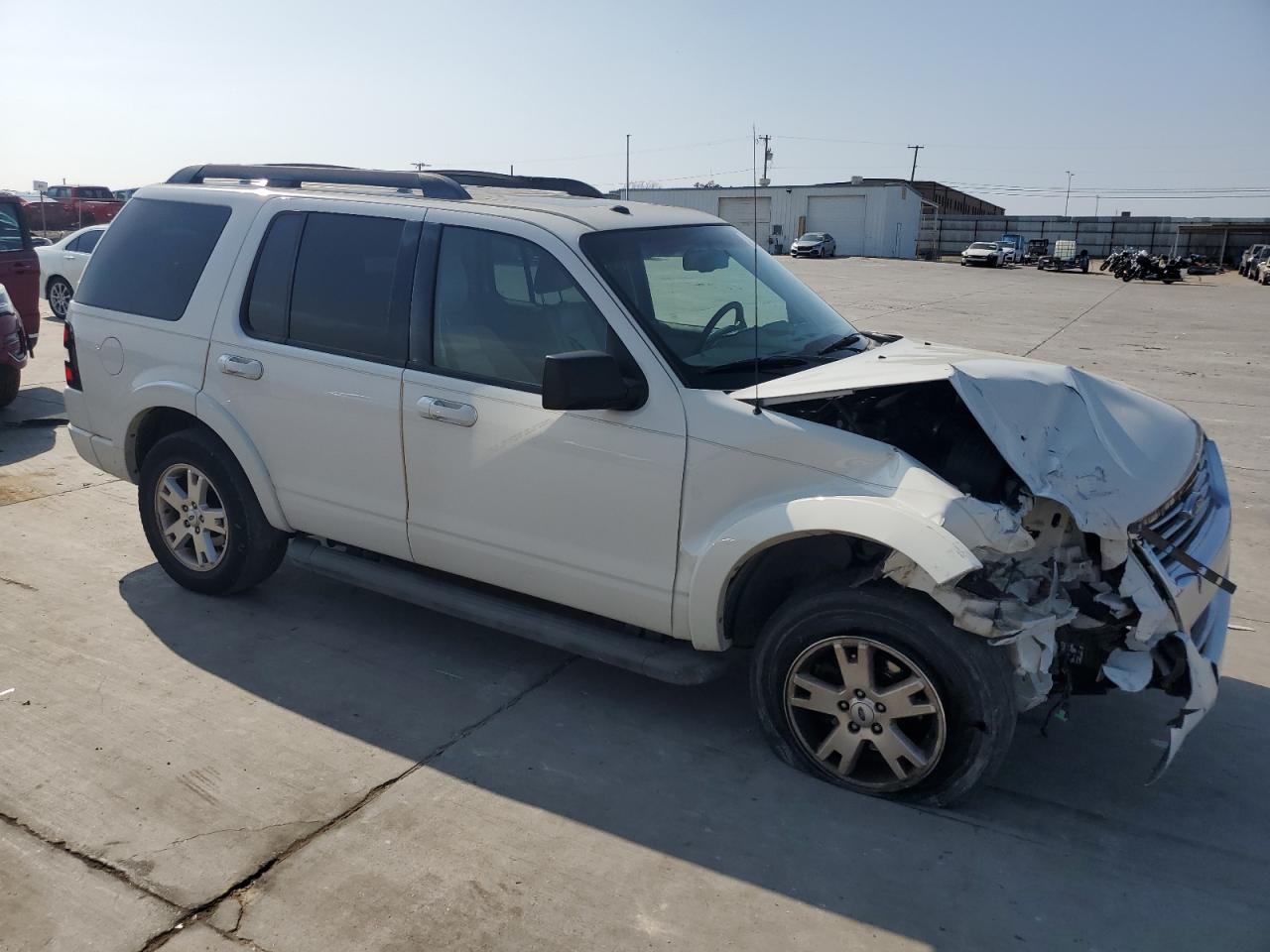 2010 Ford Explorer - Image 4