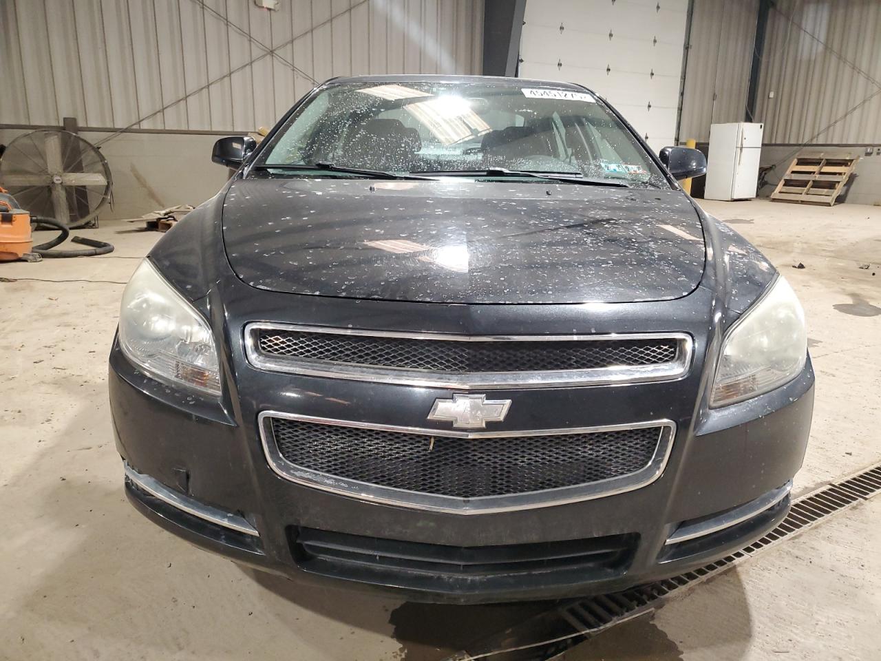 2010 Chevrolet Malibu - Image 5