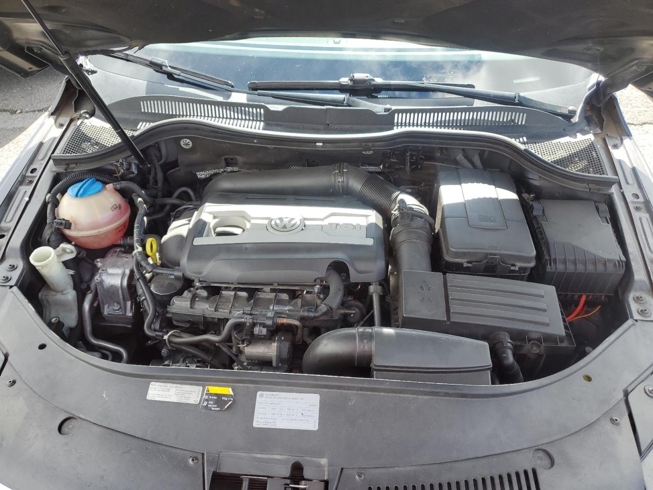 2013 Volkswagen Passat CC - Image 11