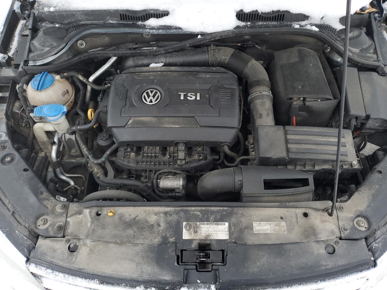 2015 Volkswagen Jetta - Image 11