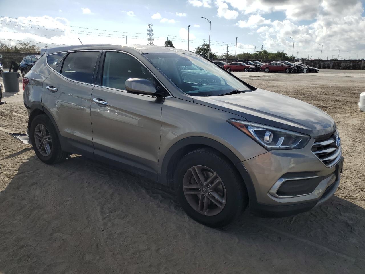 2018 Hyundai Santa Fe - Image 4