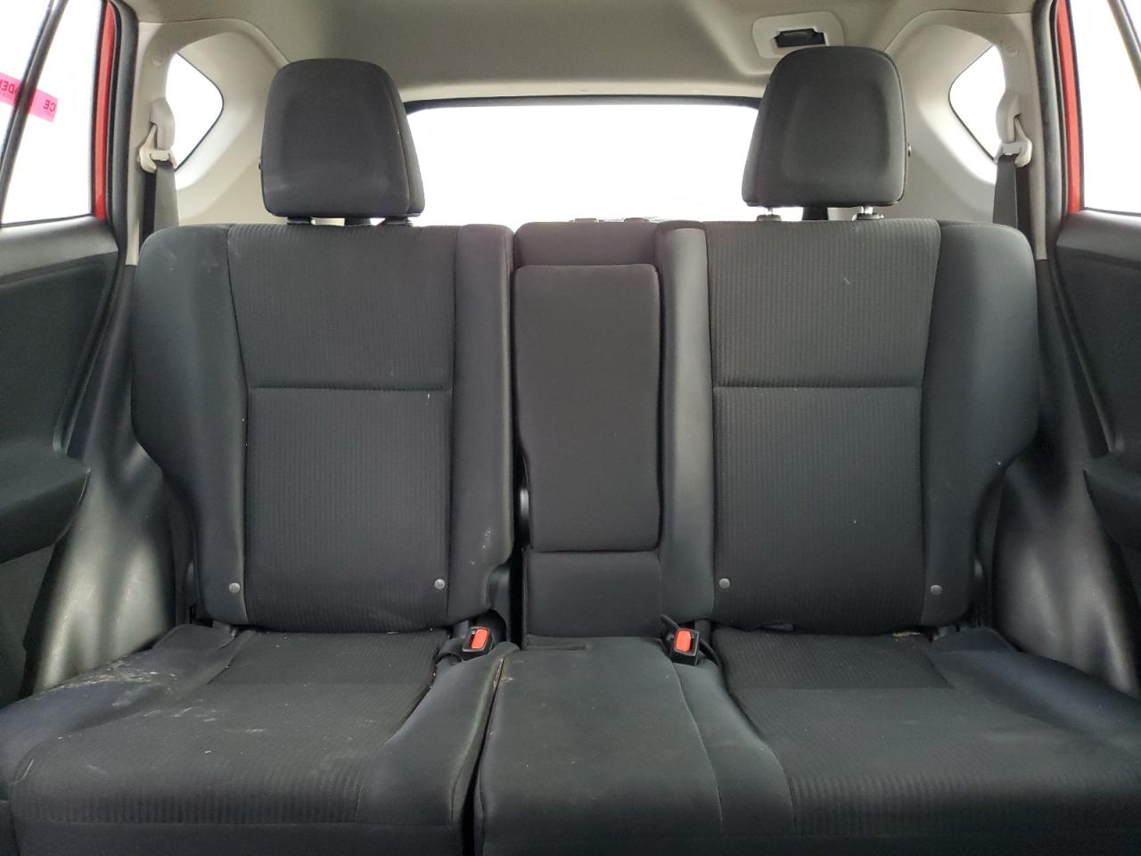 2016 Toyota RAV 4 - Image 10