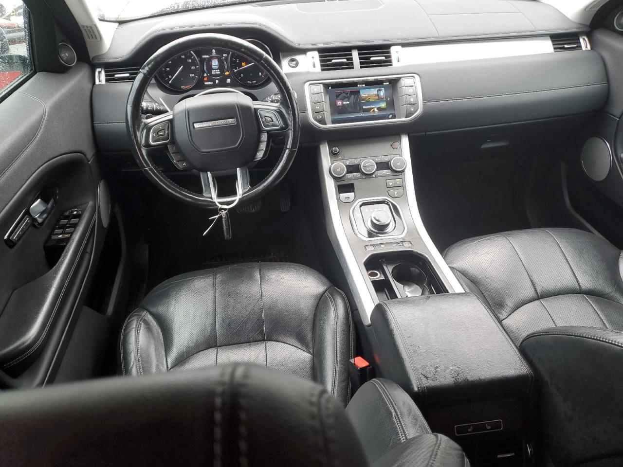 2017 Land Rover Range Rover - Image 8